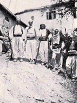 Tribesmen of Hoti (Photo: Ernst Jäckh, 1911)
