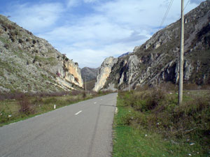 The Gorge of Këlcyra (Klisura) (Photo: Robert Elsie, March 2008).