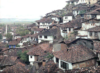 View of Prizren (Photo: Auguste Léon, 1913).
