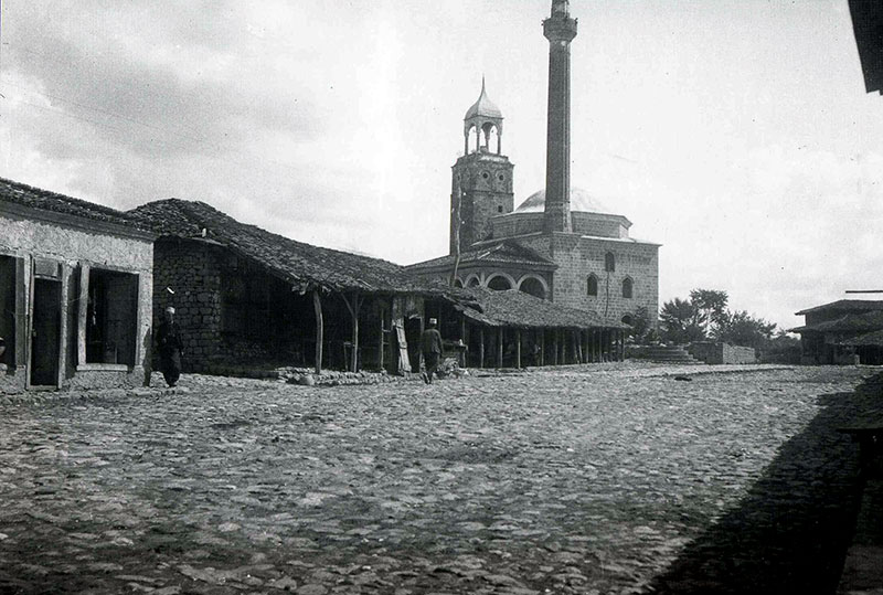 The Mosque of Peqin (photo: Shan Pici, 1925).