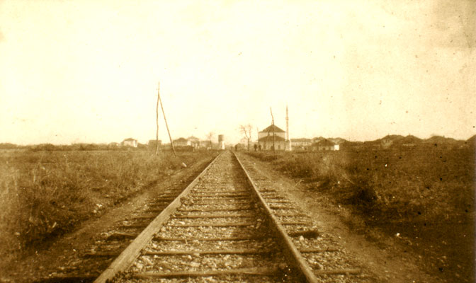 The railway line at Ferizaj in Kosova, 1903 (Photo: Franz Baron Nopcsa).