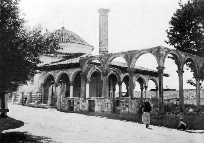 Mosque in Kavaja (Photo: Richard Busch-Zantner, 1939).